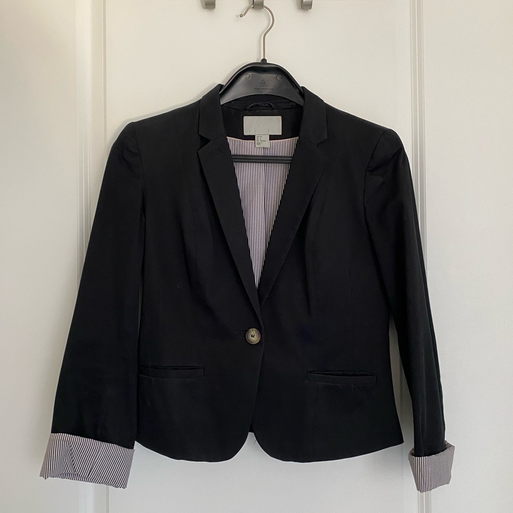 H&M | Black Blazer